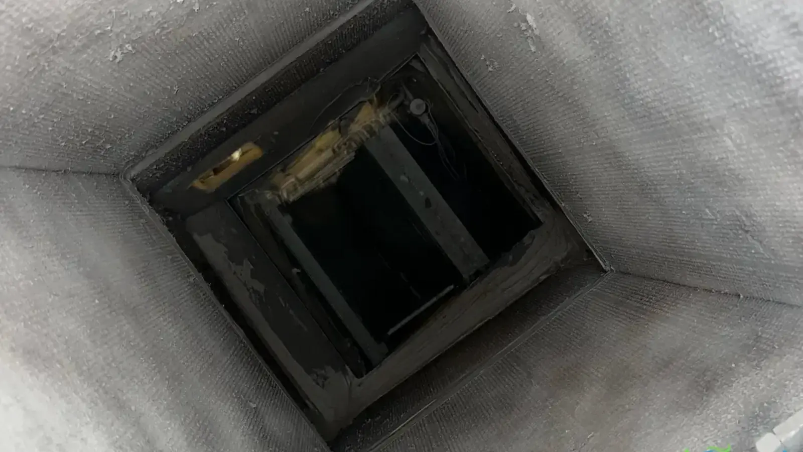 Mold in Air Ducts: Prevention & Detection Guide