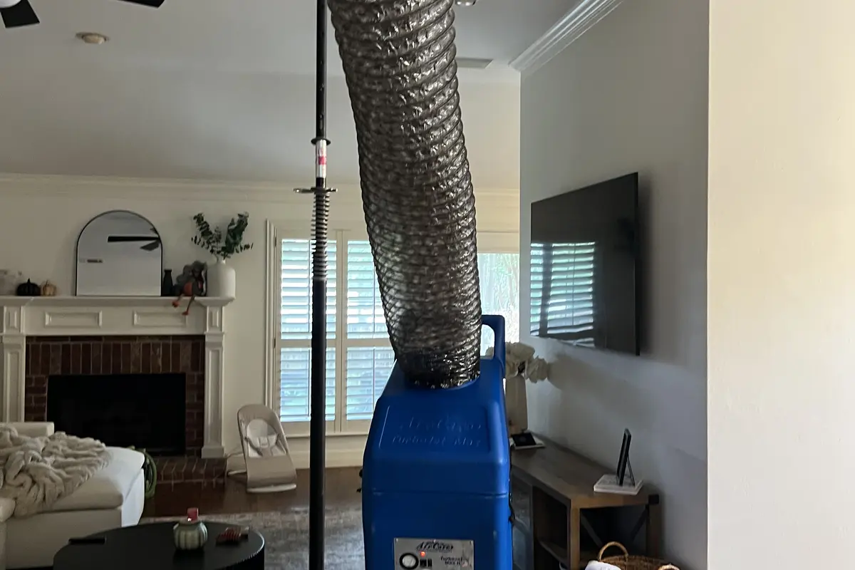 Air Central air duct cleaning - equip in Austin TX