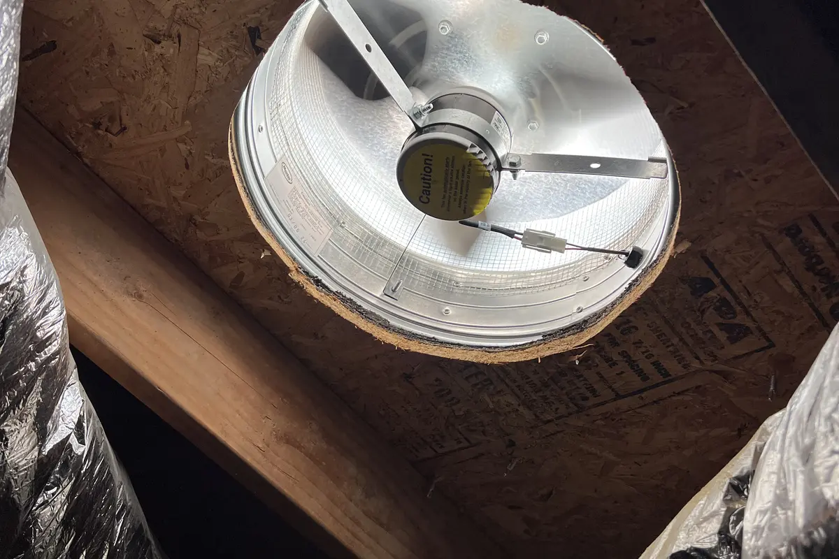 Solar attic fan operating